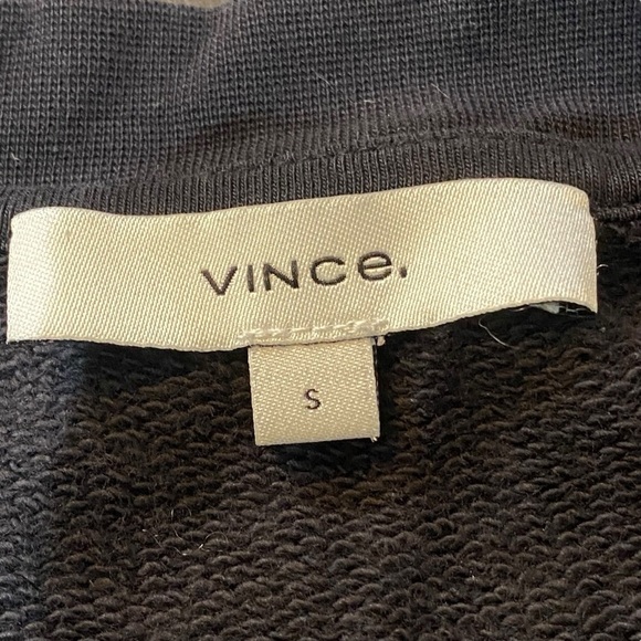 Vince Black Sweatshirt Raglan Pullover Women’s Size S Crop Relaxed Comfy Fit - Picture 8 of 16
